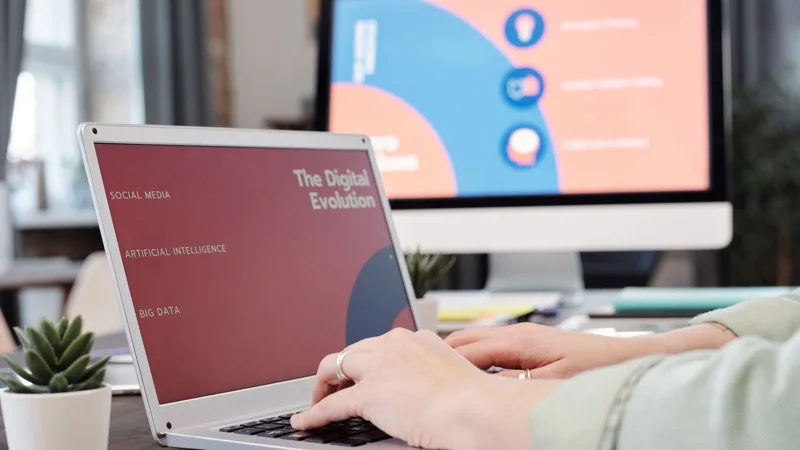Social Media Marketing in the AI Era: From More Posts to a Clearer System
